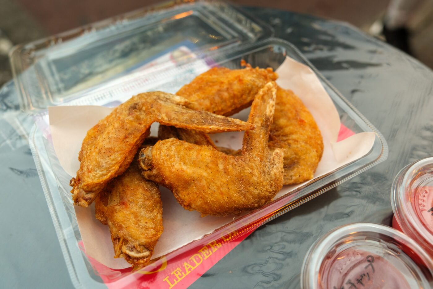 一口で終わらない。“止まらなくなる”手羽先。-2